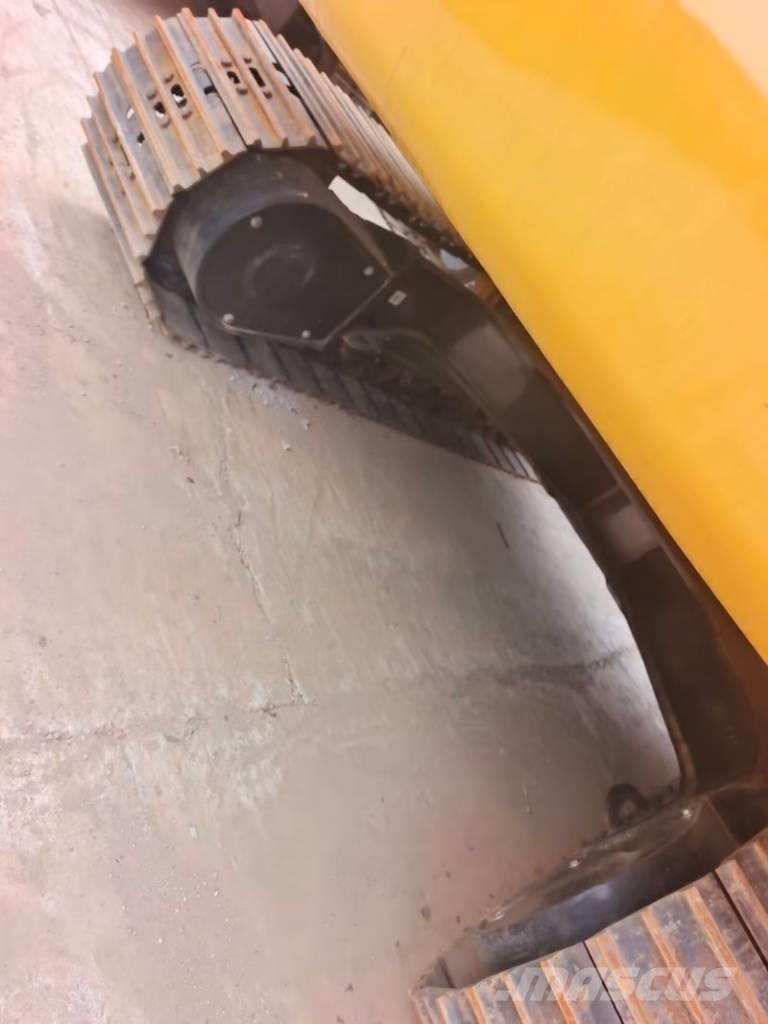 CAT 323 GC Pásové rýpadlá