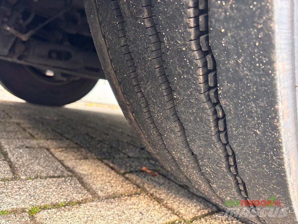 Setra S 415GT-HD Zájazdové autobusy