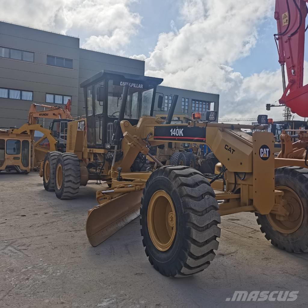 CAT 140k Grejdery