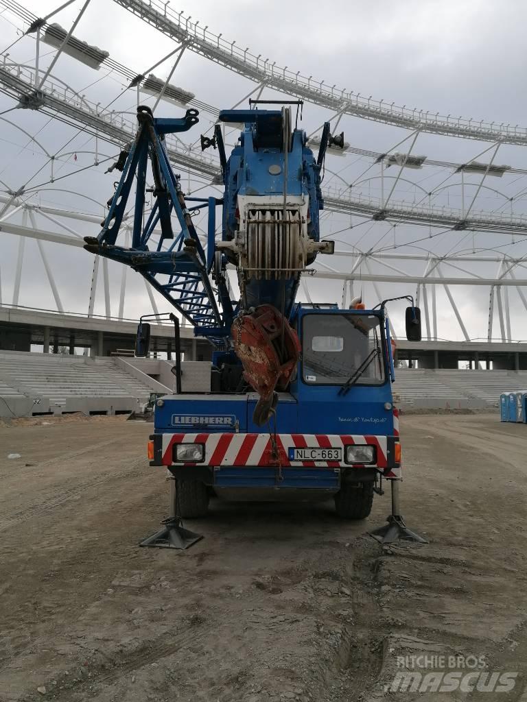 Liebherr LTM 1035 Univerzálne terénne žeriavy