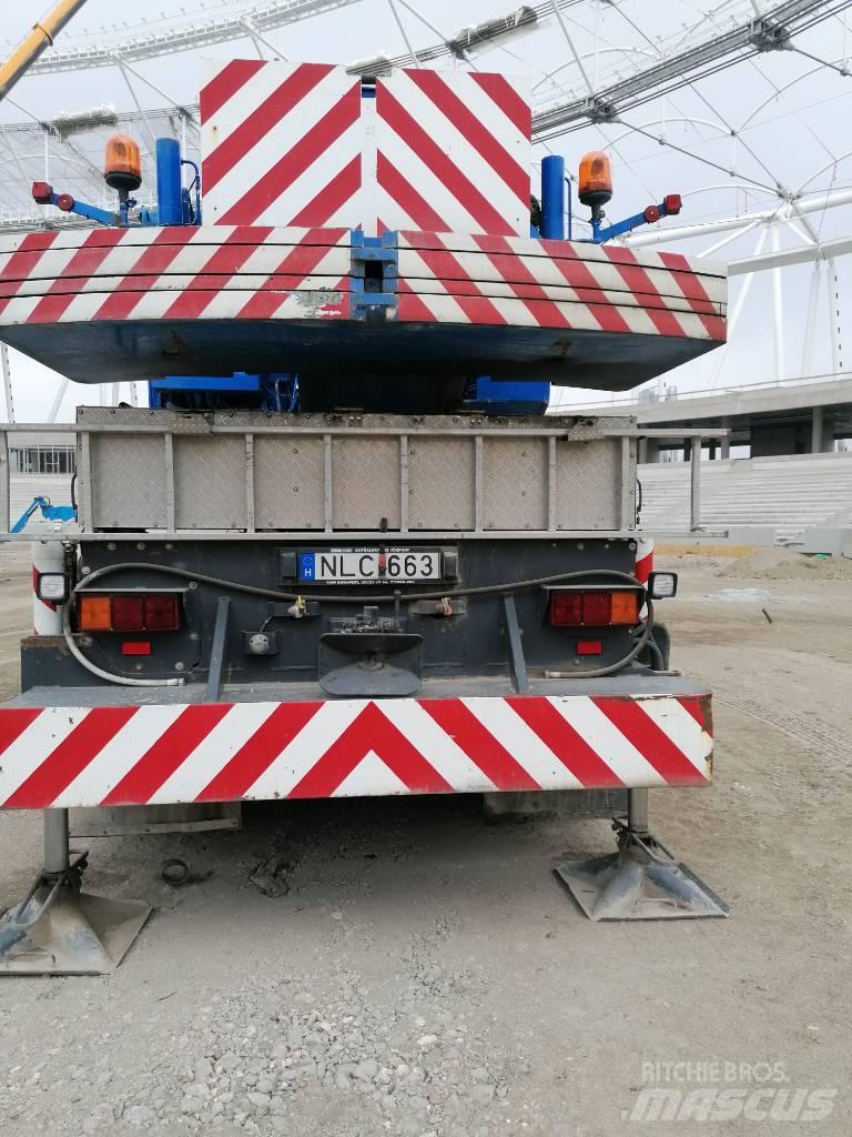 Liebherr LTM 1035 Univerzálne terénne žeriavy