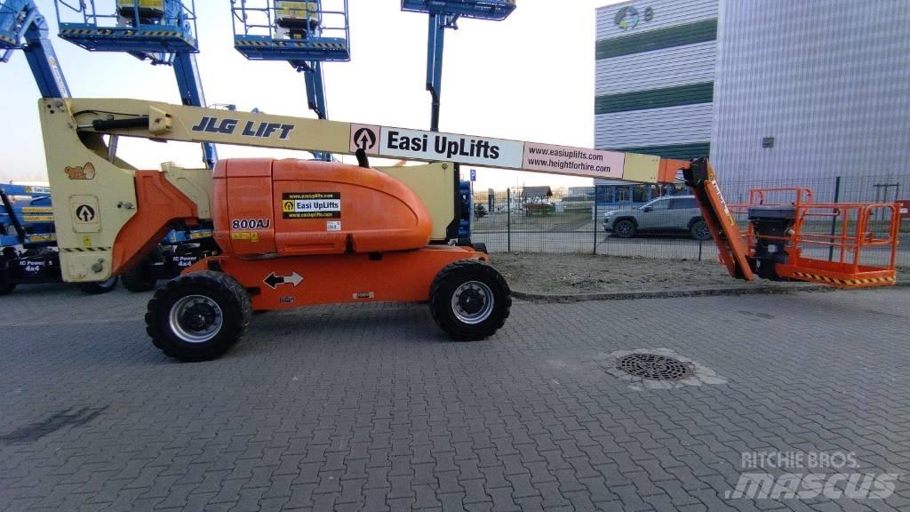 JLG 800 AJ Kĺbové plošiny