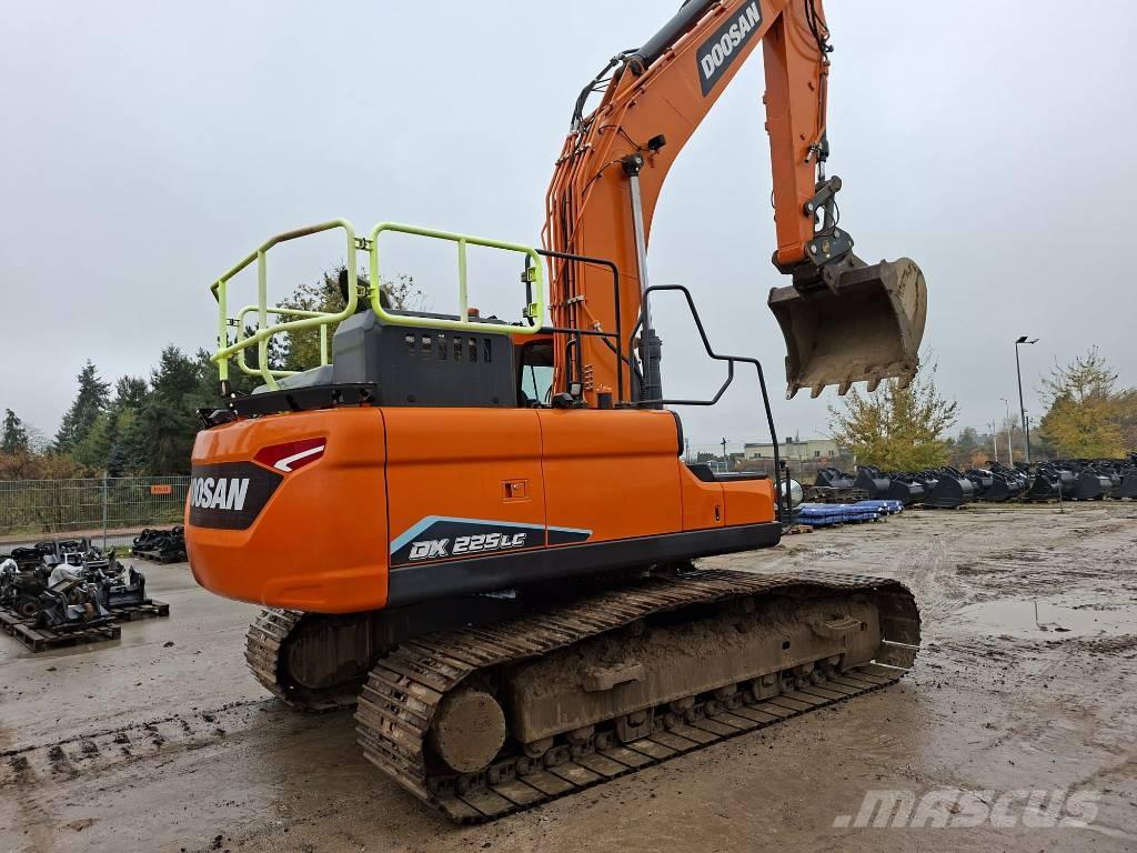 Doosan DX 225 LC Pásové rýpadlá