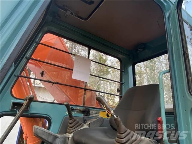 Hitachi EX200-2 Pásové rýpadlá