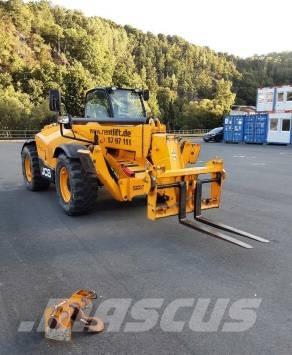 JCB 540-140 Teleskopické manipulátory