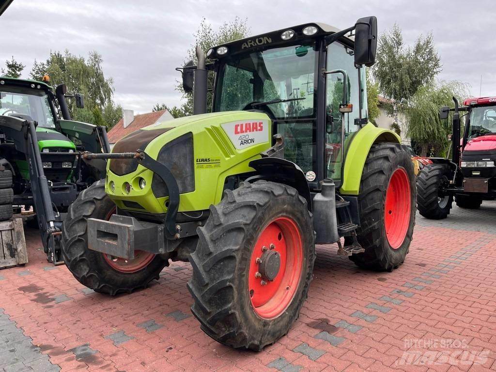 CLAAS ARION 420 CIS Traktory