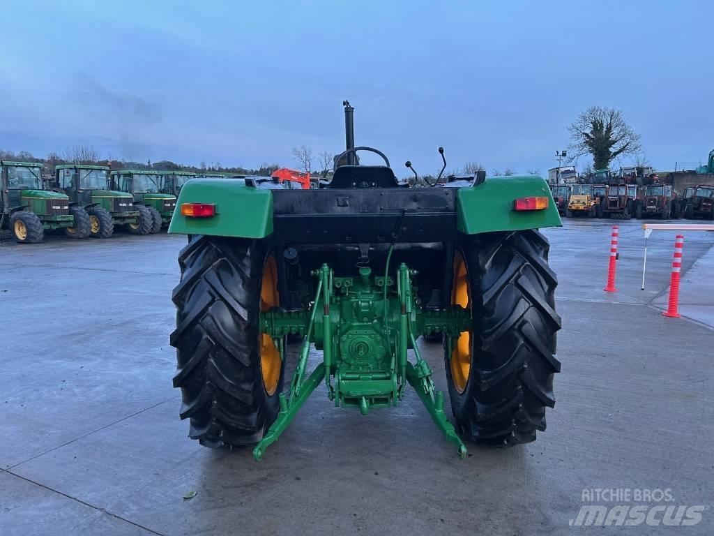 John Deere 2850 Traktory