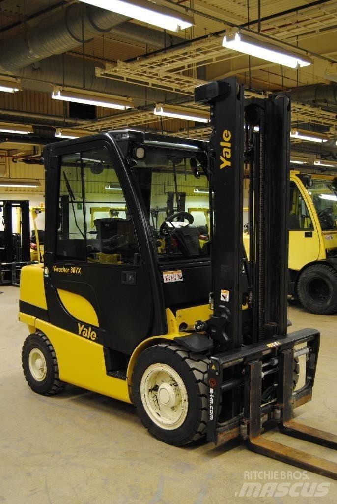 Yale GPD30VX Dieselové vozíky