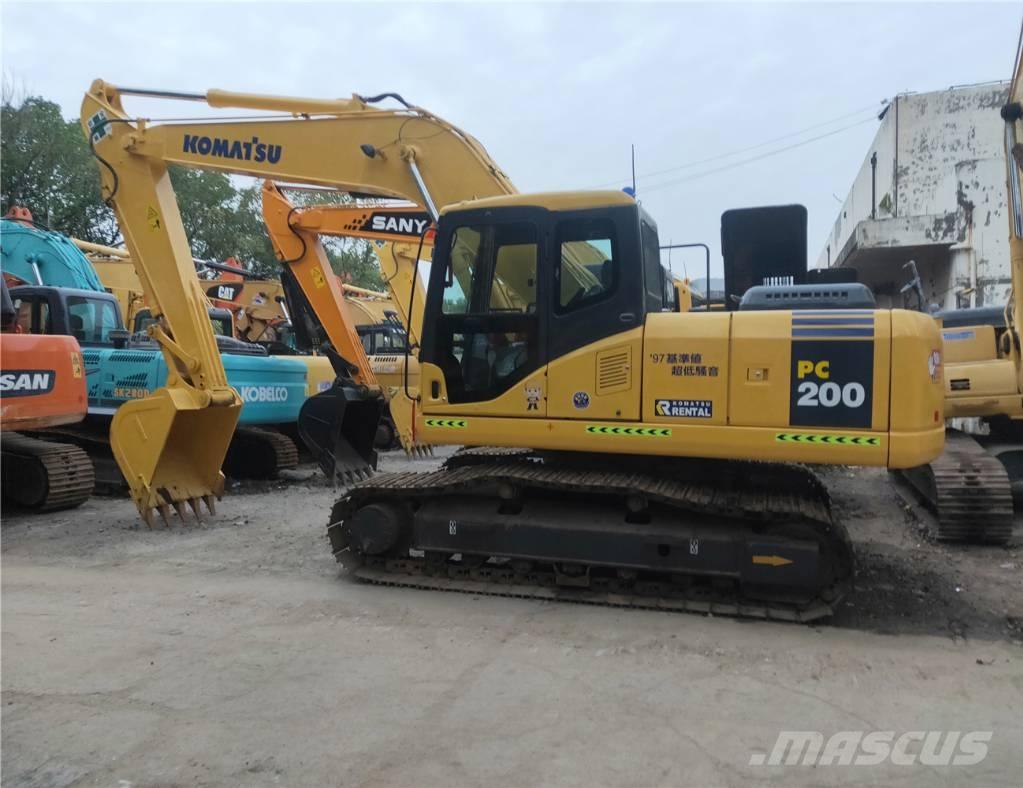 Komatsu PC200-7 Pásové rýpadlá