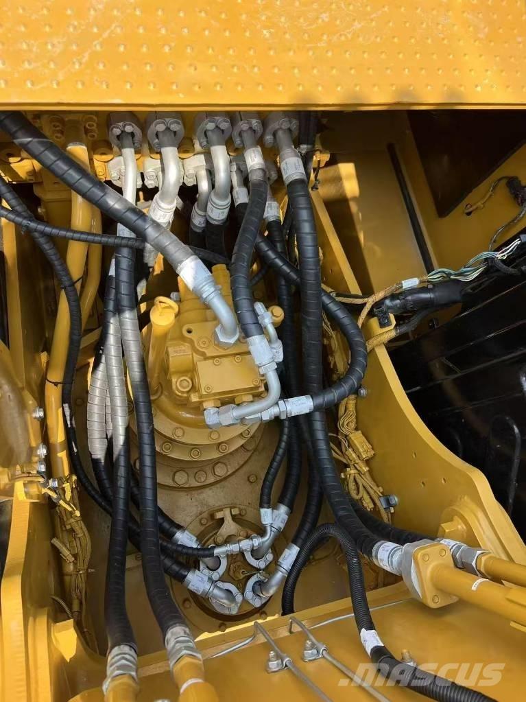 CAT 320 GC Pásové rýpadlá