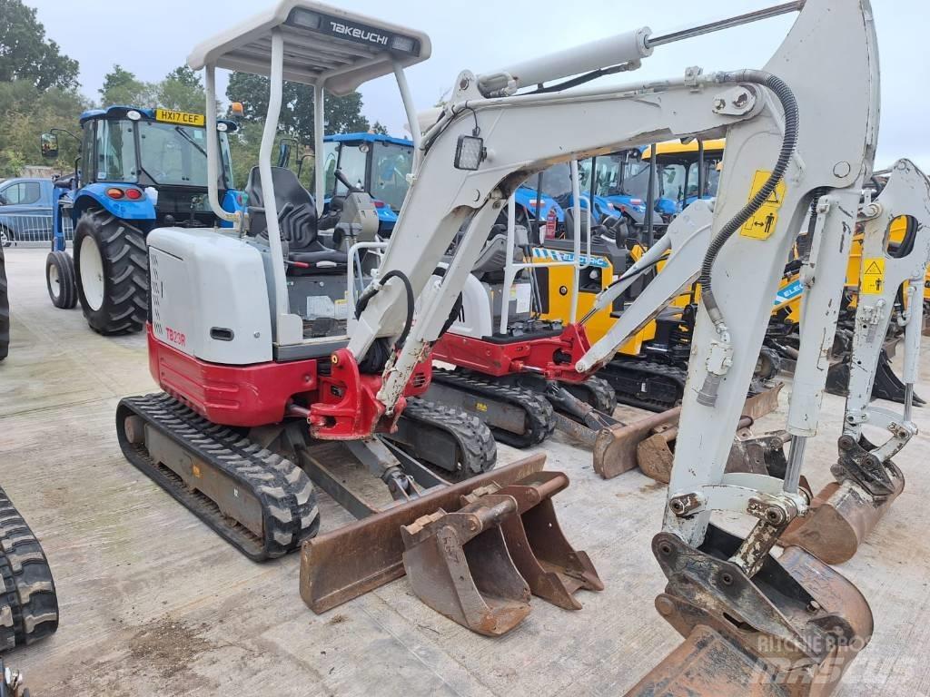 Takeuchi TB23R Mini rýpadlá < 7t