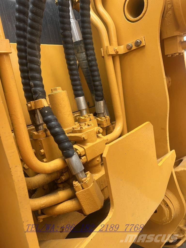 Shantui SD 32 Pásové dozéry