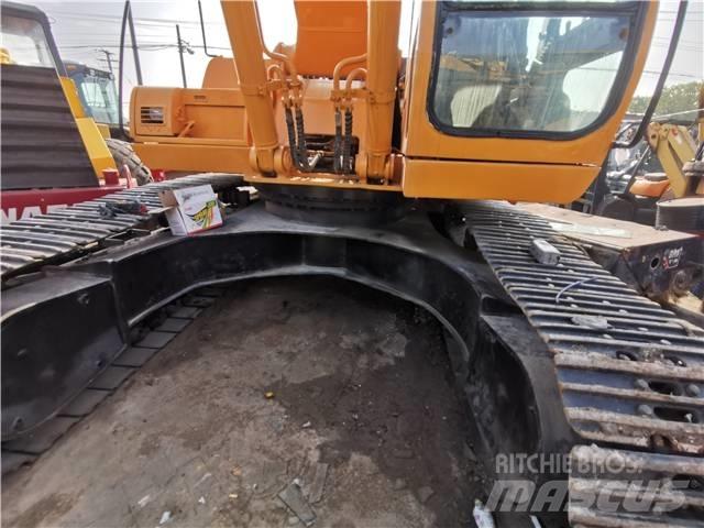Hyundai R300LC-7 Pásové rýpadlá