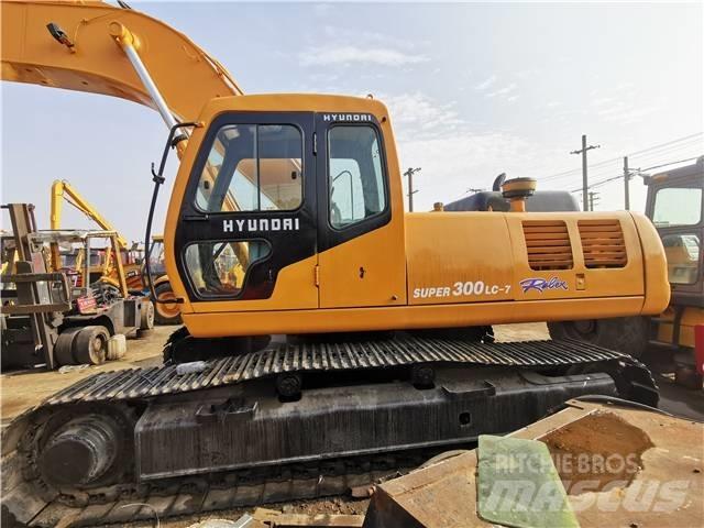 Hyundai R300LC-7 Pásové rýpadlá