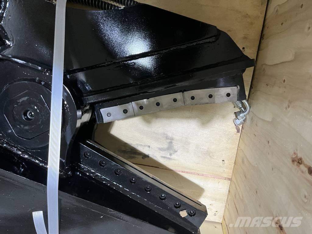 CAT Excavator Shear Stavebníctvo - ostatné