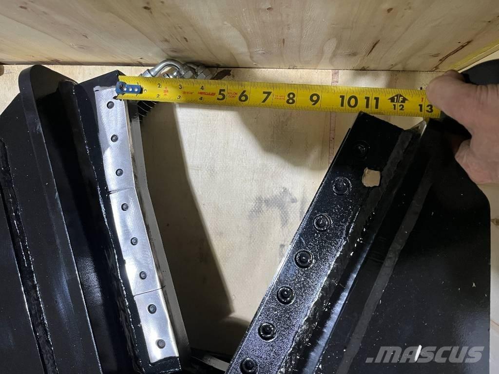 CAT Excavator Shear Stavebníctvo - ostatné