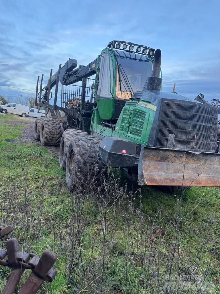 John Deere 1510G Lesné traktory