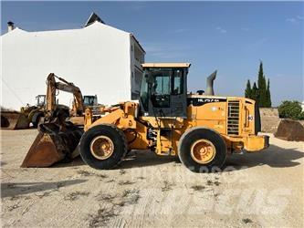 Hyundai HL 757-9 A Kolesové nakladače