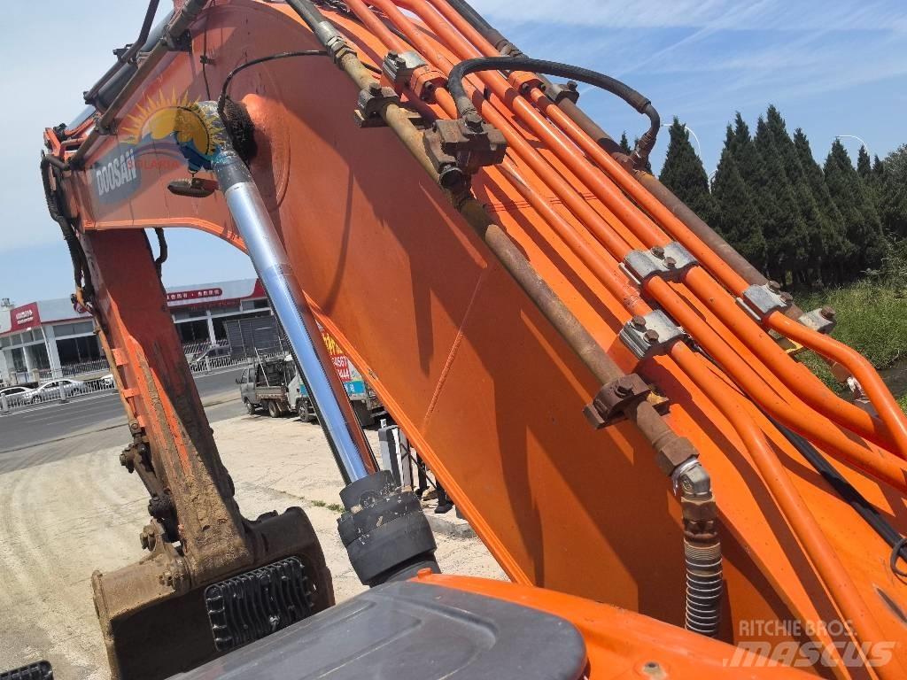 Doosan DX 340 LC-9C Pásové rýpadlá