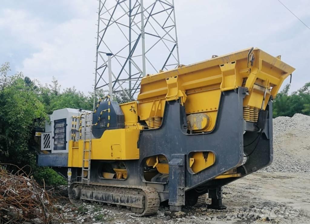 Sandvik QJ 240 Mobilné drviče