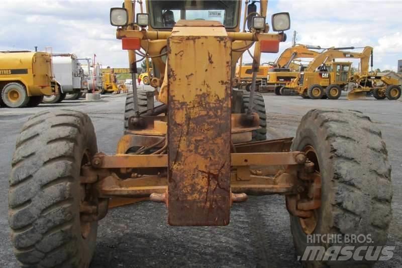 CAT 140H Grejdery