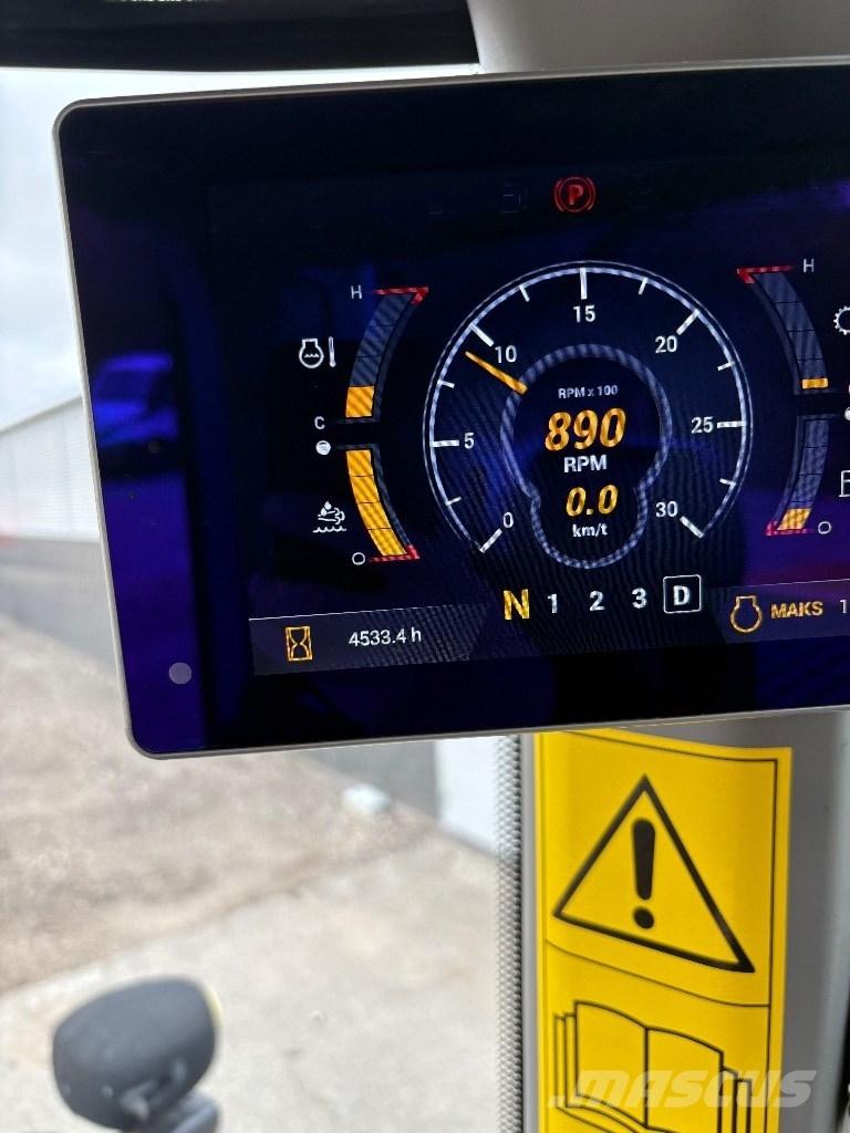 CASE 721G Kolesové nakladače