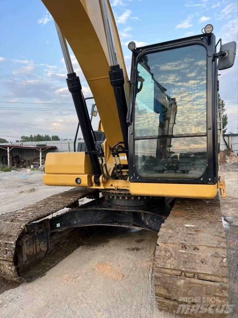 CAT 330 GC Pásové rýpadlá