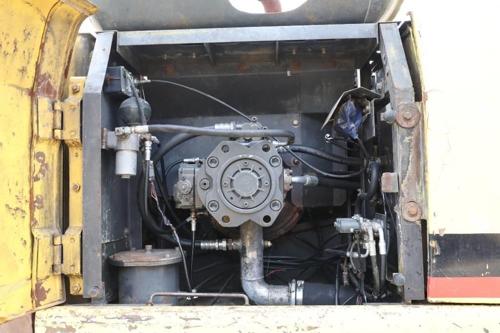 Sumitomo SH200Z3 Pásové rýpadlá