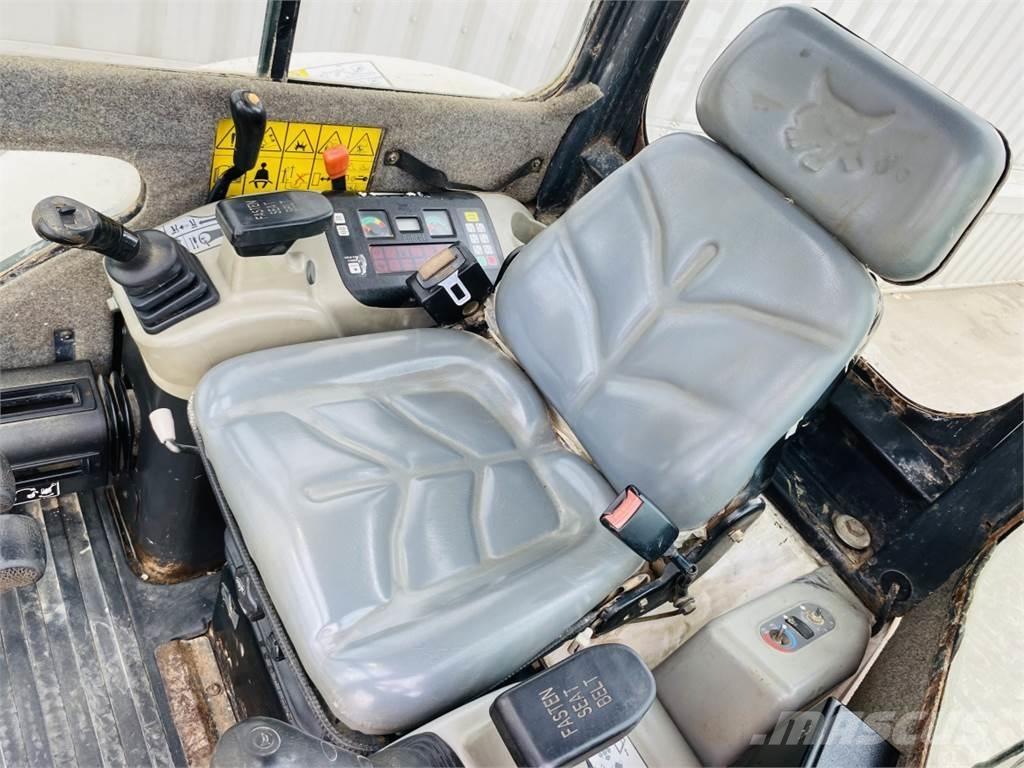 Bobcat 428 Mini rýpadlá < 7t