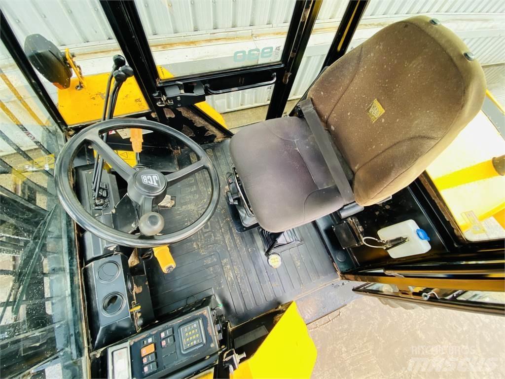 JCB 930RTFL Stavebníctvo - ostatné
