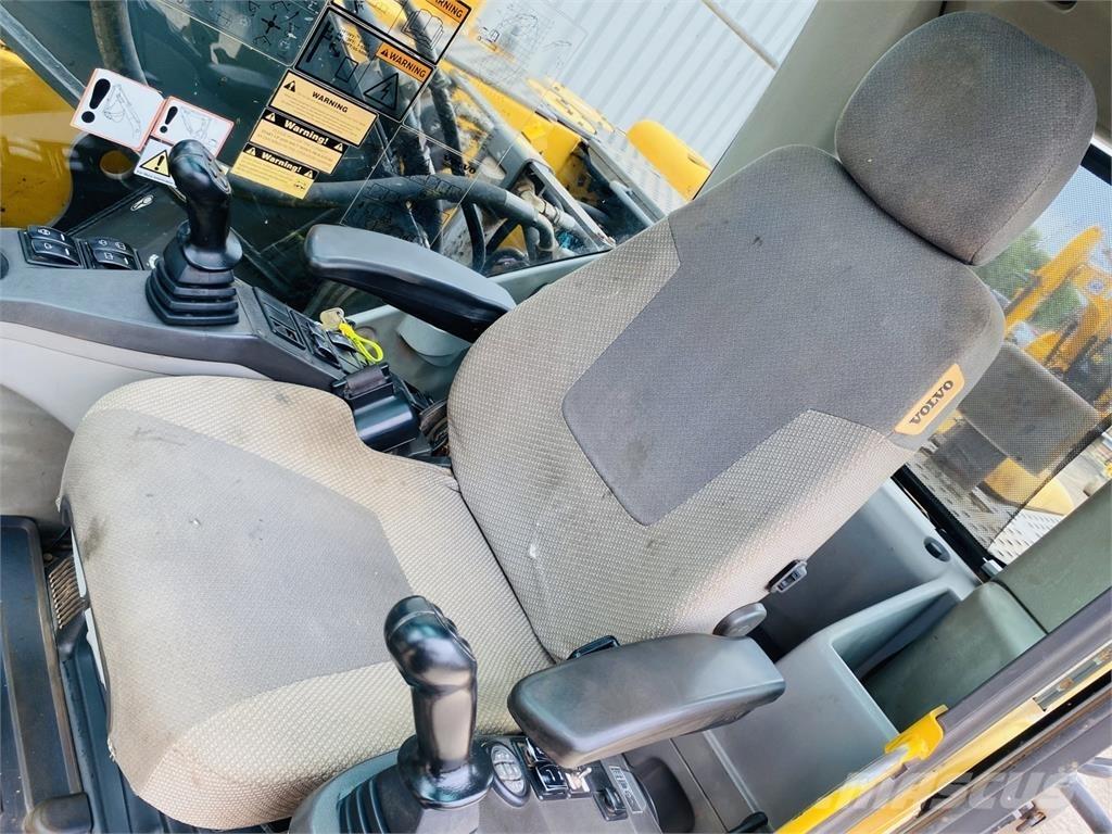 Volvo EC210CL Pásové rýpadlá