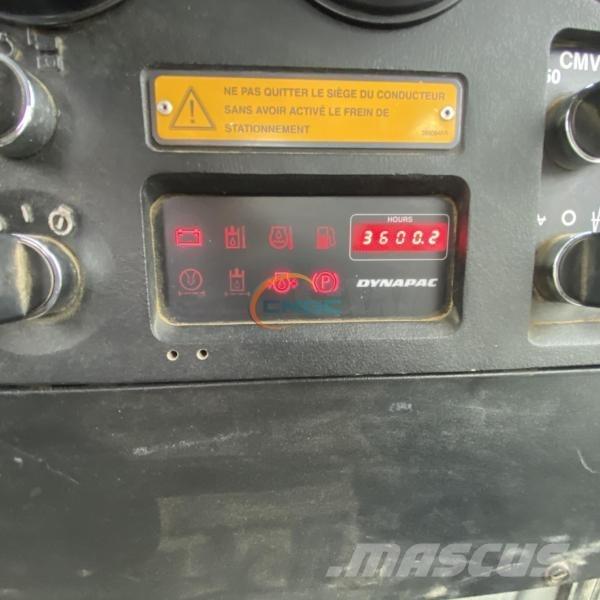 Dynapac CA302D Pôdne kompaktory