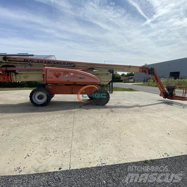 JLG 1250AJP Kĺbové plošiny