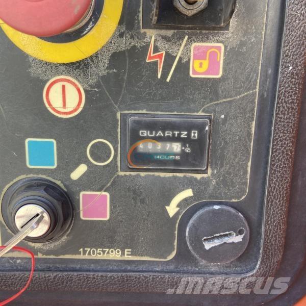 JLG 1250AJP Kĺbové plošiny