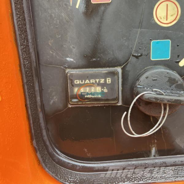 JLG 860SJ Kĺbové plošiny