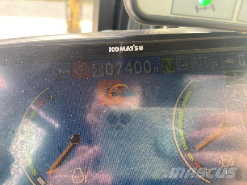 Komatsu PW98 Kolesové rýpadlá