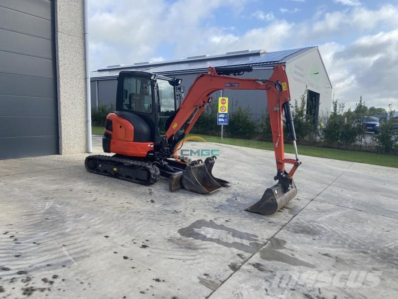 Kubota U36-4 Kolesové rýpadlá