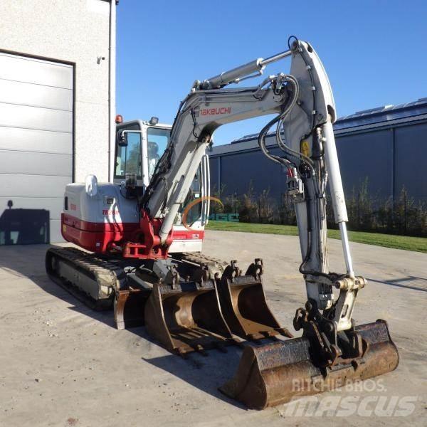 Takeuchi TB260 Kolesové rýpadlá