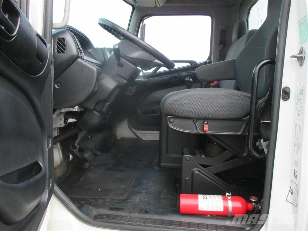 Hino 268 Nákladné vozidlá bez nadstavby