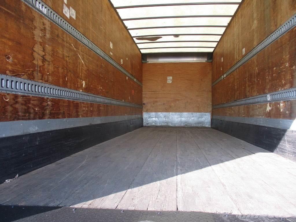 Hino 338 Skriňová nadstavba