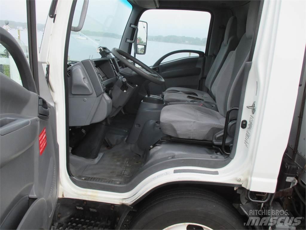 Isuzu NQR Chladiarenské nákladné vozidlá