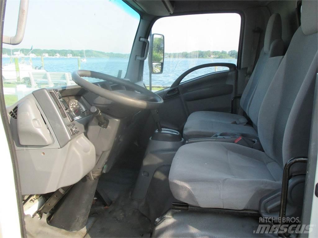 Isuzu NRR Chladiarenské nákladné vozidlá