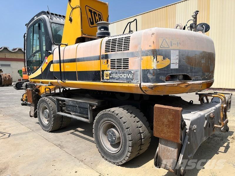 JCB JS200W Stroje pre manipuláciu s odpadom