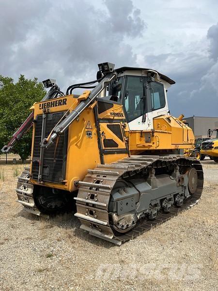 Liebherr PR766 Pásové dozéry