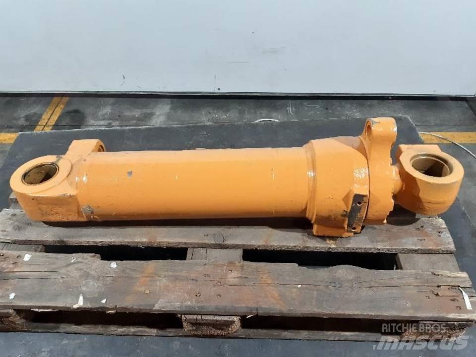 CASE 621C Hydraulika