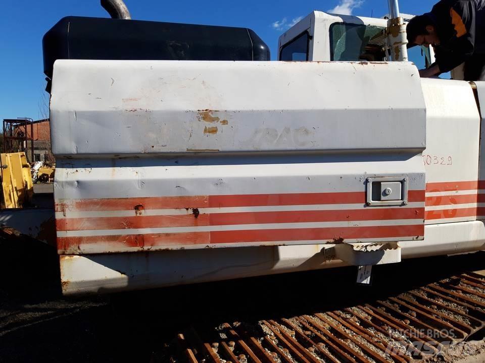 CAT 325LN Kabíny a interiér