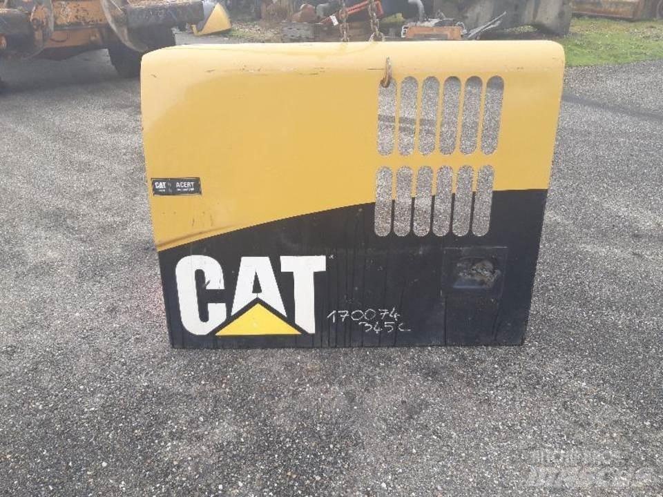 CAT 345C Kabíny a interiér
