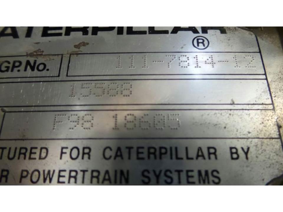 CAT 432D Prevodovka