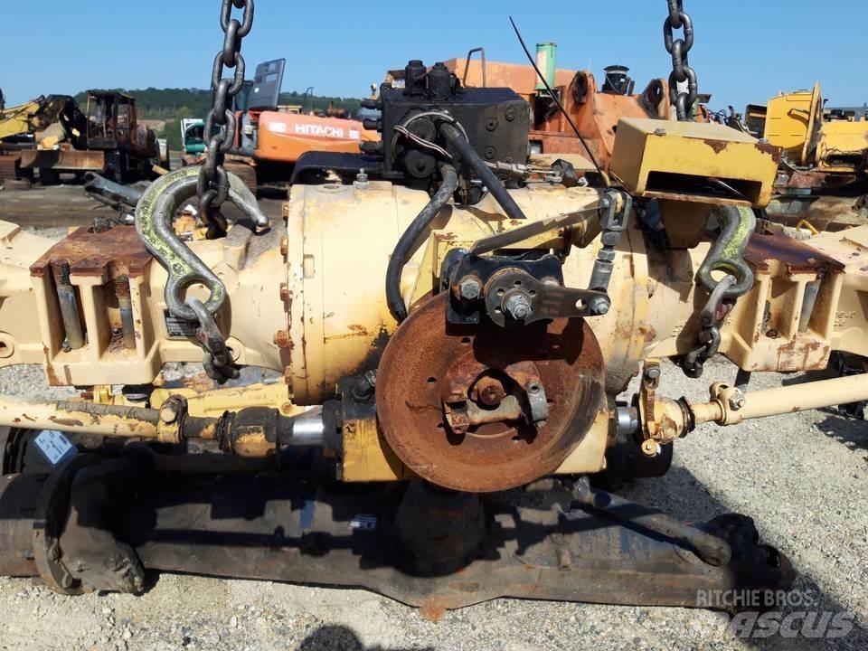 CAT 438B Prevodovka