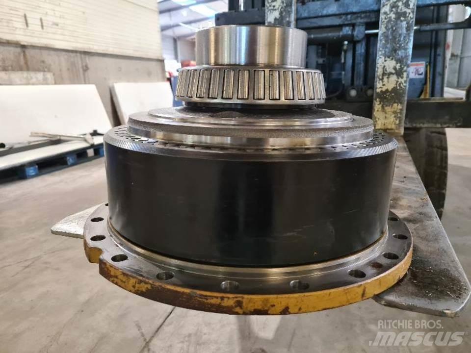 CAT 735 Prevodovka